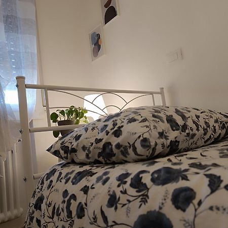 Angela Guest House In Centro Storico Конельяно Экстерьер фото
